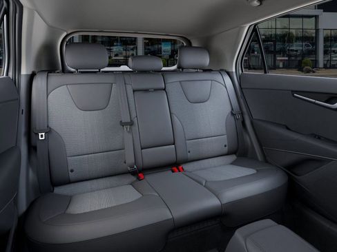 New 2025 Kia Niro EX image 17