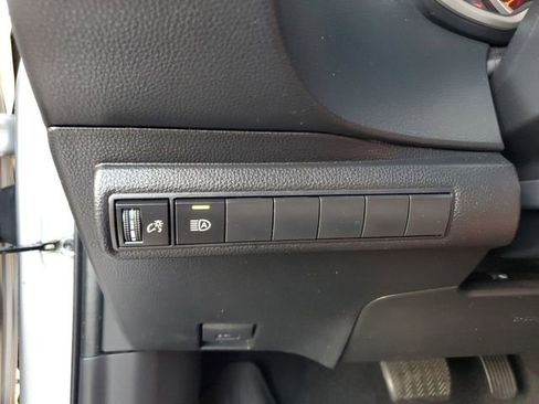 Used 2022 Toyota Corolla SE image 30