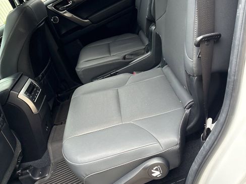 Used 2022 Lexus GX 460 Premium AWD/4WD image 5