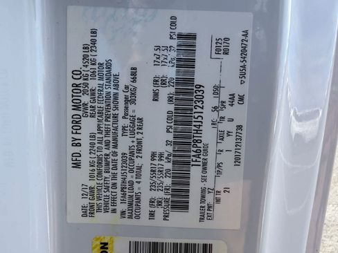 Used 2018 Ford Mustang EcoBoost image 23