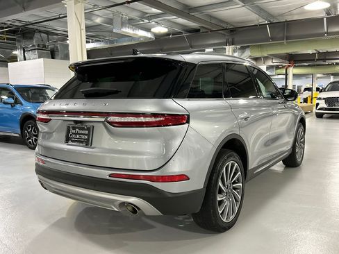 Used 2024 Lincoln Corsair Reserve w/ Equipment Group 201A AWD/4WD image 2