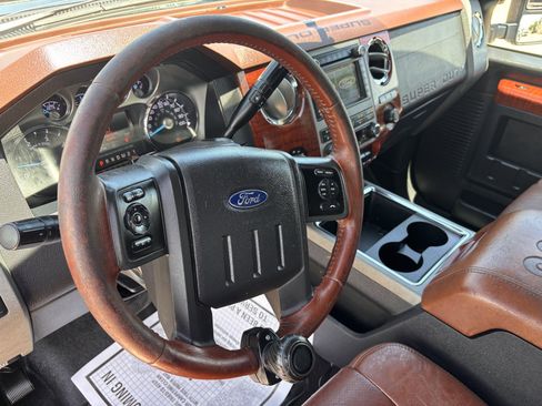 Used 2011 Ford F350 King Ranch w/ King Ranch w/Chrome Pkg AWD/4WD image 15