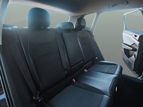 Used 2022 Volkswagen Taos SE image 21