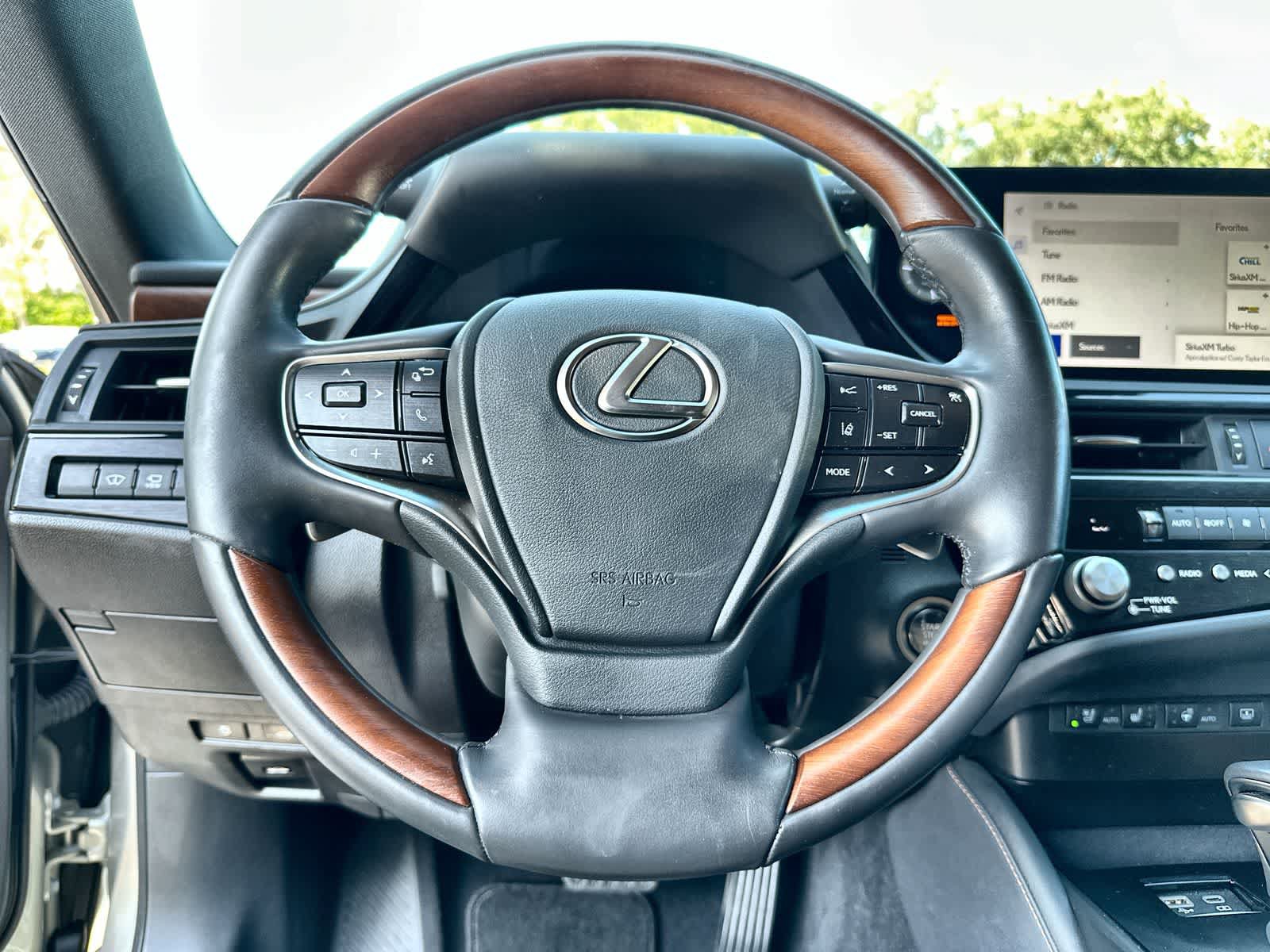 Used 2024 Lexus ES 350 Ultra Luxury w/ Accessory Package (Z2) FWD image 20