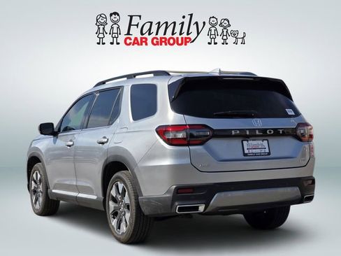 Used 2026 Honda Pilot Elite image 3