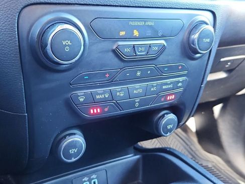 Used 2021 Ford Ranger Lariat w/ Tremor Off-Road Package image 28