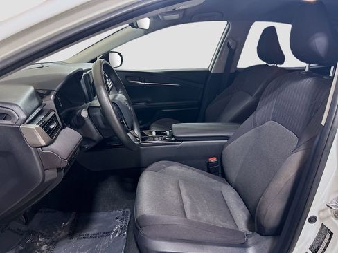 Used 2025 Toyota Camry LE w/ Convenience Package FWD image 16