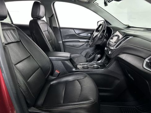 Used 2019 Chevrolet Equinox Premier FWD image 29