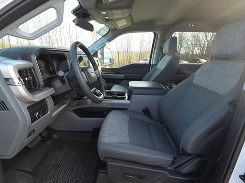 Used 2026 Ford F350 XLT w/ XLT Premium Package image 16