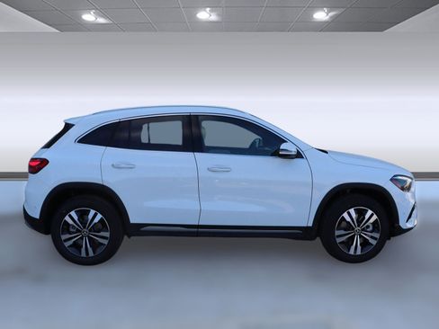 Used 2025 Mercedes-Benz GLA 250 image 4