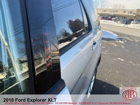 Used 2018 Ford Explorer XLT image 10