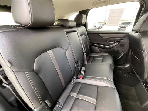 Used 2025 MAZDA CX-90 3.3 Turbo w/ Select Package image 15