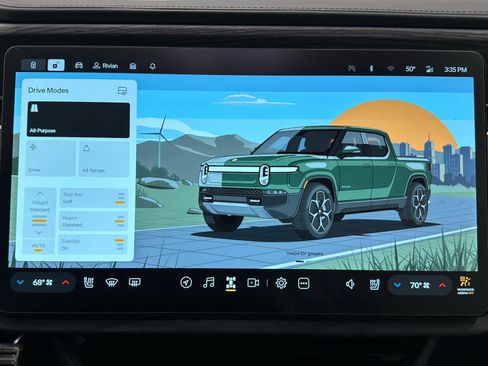 Used 2023 Rivian R1T Adventure image 31