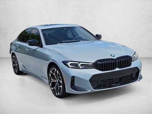 Used 2026 BMW 330i Sedan w/ M Sport Package RWD image 7