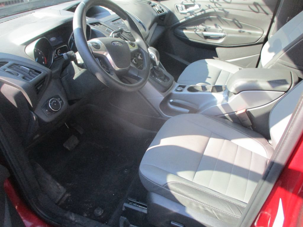 Used 2015 Ford Escape SE FWD image 9