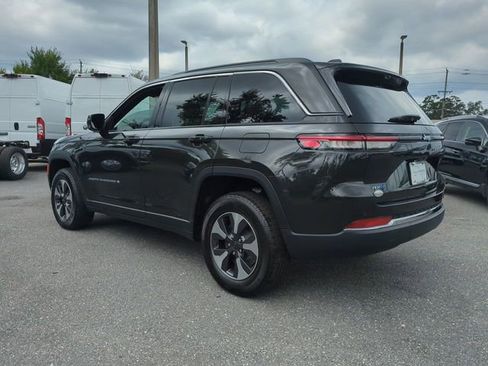 Used 2024 Jeep Grand Cherokee Limited 4xe w/ Luxury Tech Group II image 6