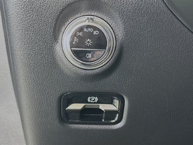 Certified 2026 Mercedes-Benz C 300 4MATIC Sedan image 10
