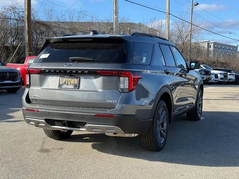 New 2026 Ford Explorer Active image 3