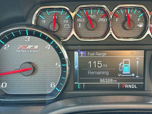 Used 2018 Chevrolet Silverado 1500 LT AWD/4WD image 13