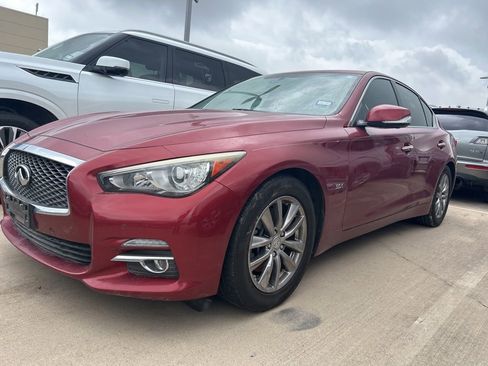 Used 2016 INFINITI Q50 3.0t Premium w/ Driver Assistance Package RWD image 3