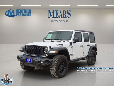 Used 2024 Jeep Wrangler Unlimited image 1