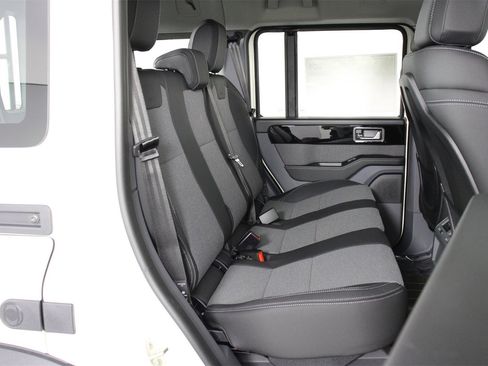 New 2026 INEOS Grenadier image 13