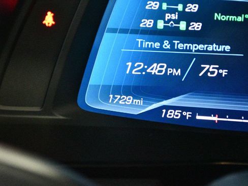 Used 2023 Chevrolet Corvette Stingray Preferred Conv w/ Z51 Performance Package RWD image 43