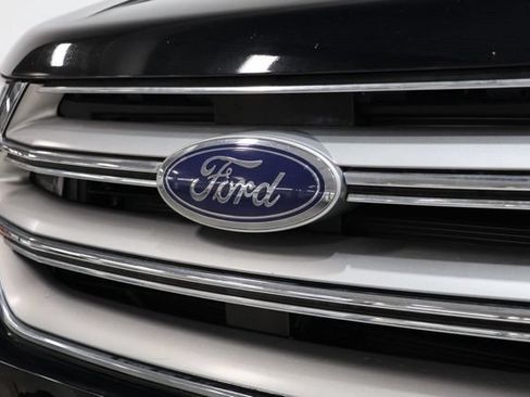 Used 2017 Ford Edge SEL w/ Equipment Group 201A AWD/4WD image 11