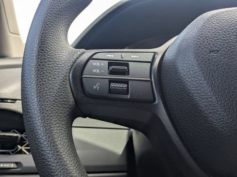 Used 2025 Honda Accord LX image 22