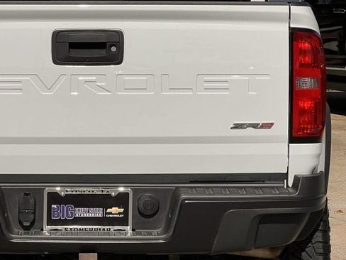 Used 2022 Chevrolet Colorado ZR2 AWD/4WD image 7
