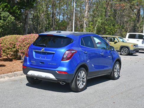 Used 2017 Buick Encore Preferred image 4