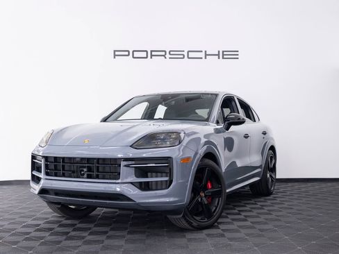 Certified 2026 Porsche Cayenne S AWD/4WD image 1