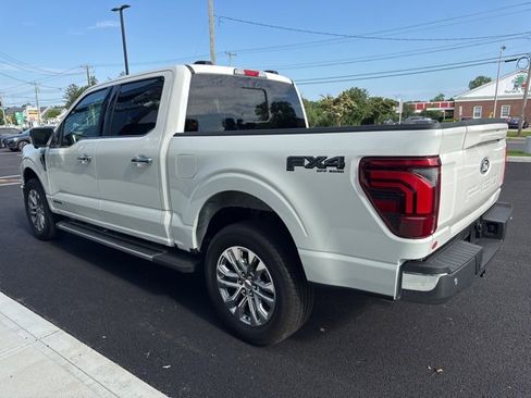 New 2025 Ford F150 Lariat w/ Equipment Group 501A Mid image 5