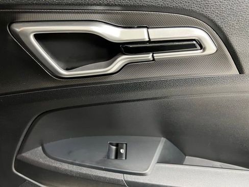 Used 2026 Kia Sportage S AWD/4WD image 98