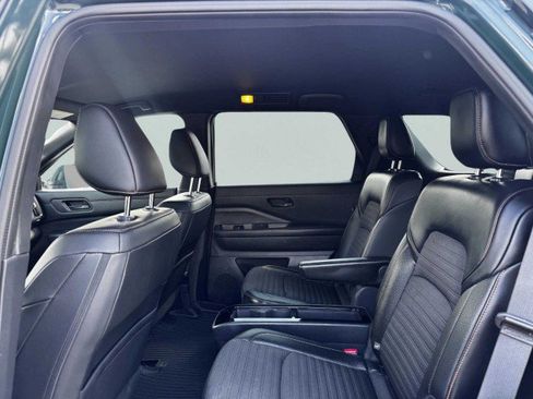 Used 2024 Nissan Pathfinder Rock Creek image 35