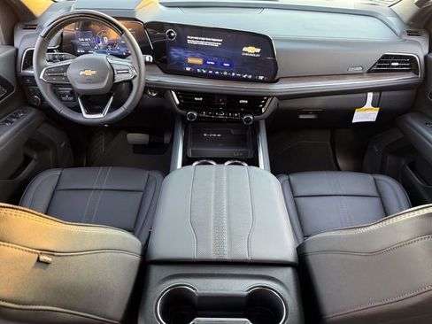 New 2026 Chevrolet Suburban High Country image 10