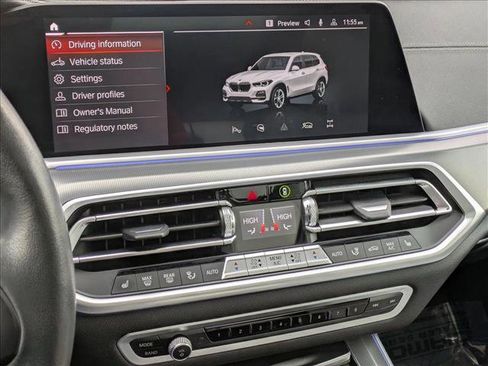 Used 2023 BMW X5 xDrive40i w/ Premium Package image 15