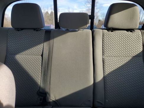 Used 2021 Toyota Tacoma SR image 21