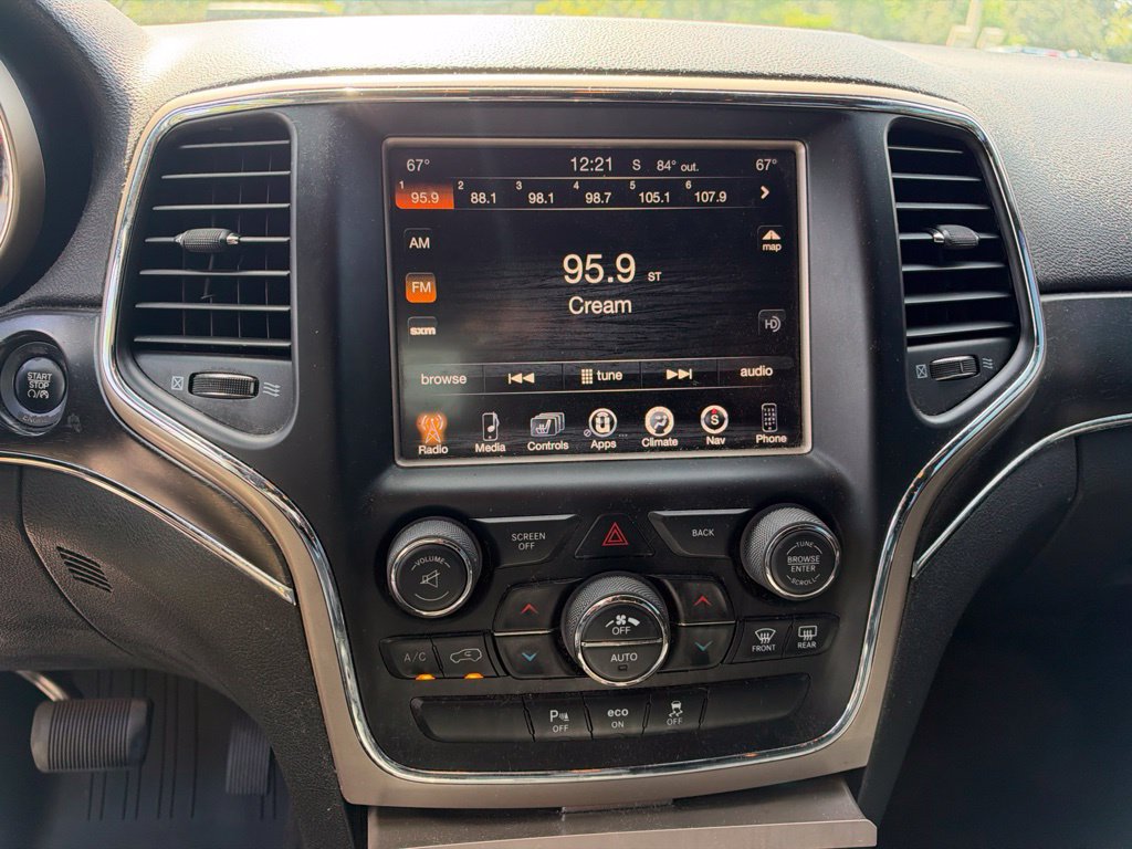 Used 2015 Jeep Grand Cherokee Limited AWD/4WD image 12