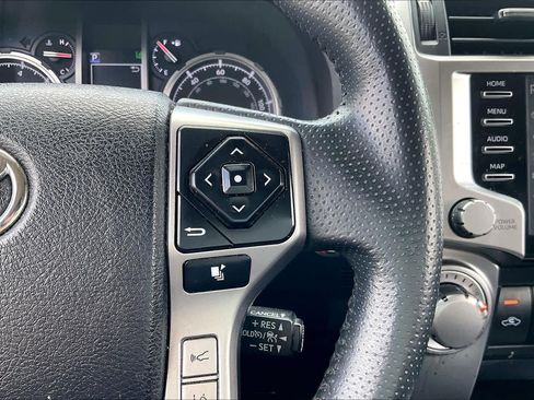 Used 2024 Toyota 4Runner TRD Sport AWD/4WD image 23