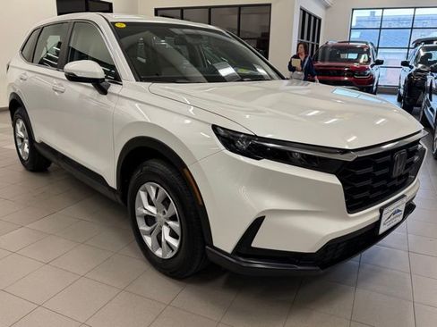 Certified 2023 Honda CR-V LX image 1