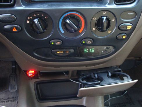 Used 2004 Toyota Tundra SR5 image 16