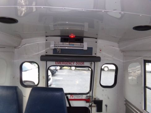 Used 2012 Chevrolet Express 3500 w/ School Bus Package RWD image 37
