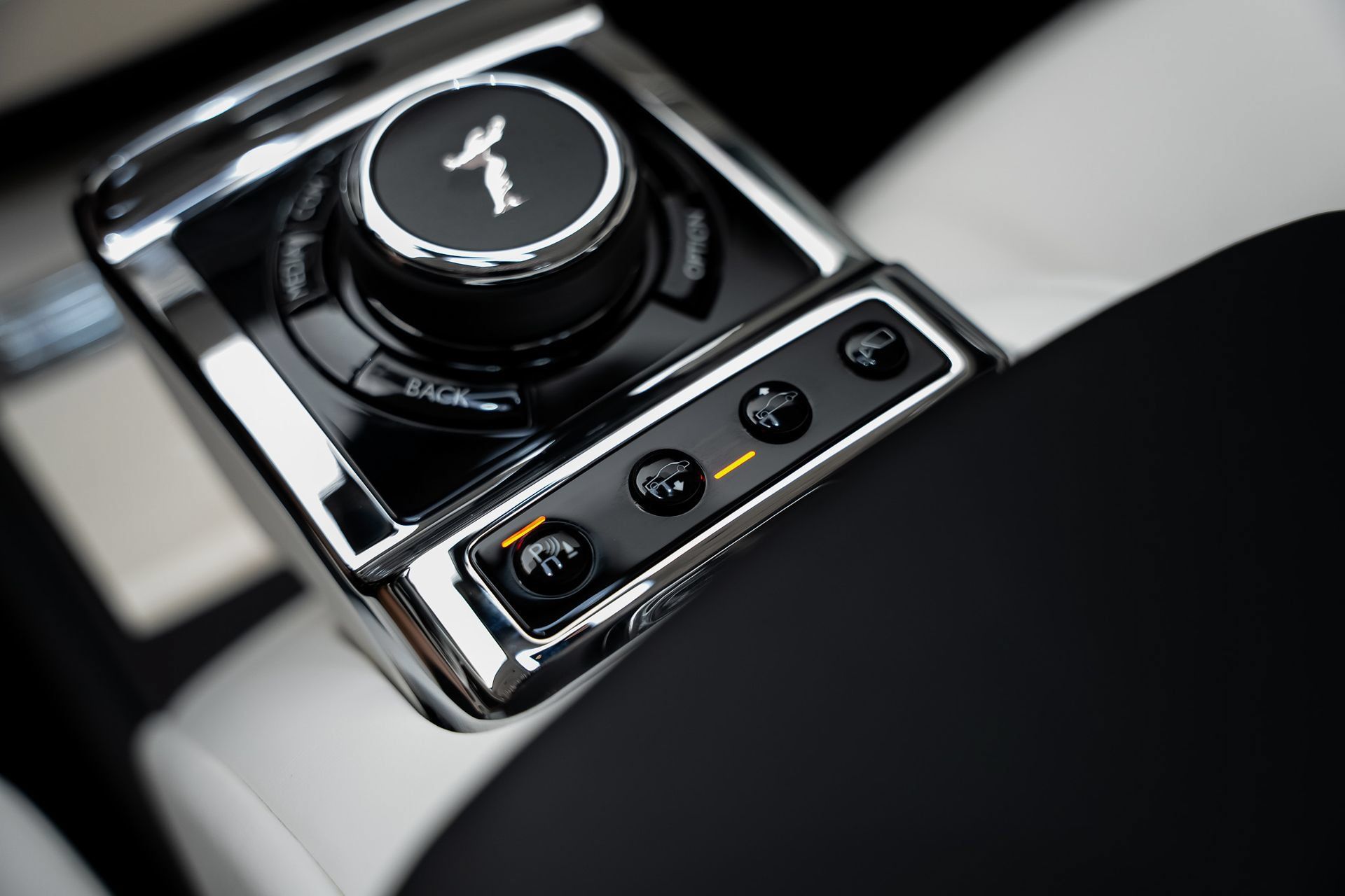 Used 2024 Rolls-Royce Phantom Extended Wheelbase RWD image 54