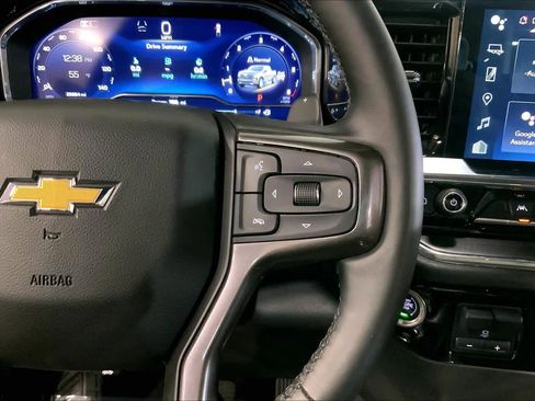 Used 2024 Chevrolet Silverado 1500 High Country w/ High Country Premium Package AWD/4WD image 25