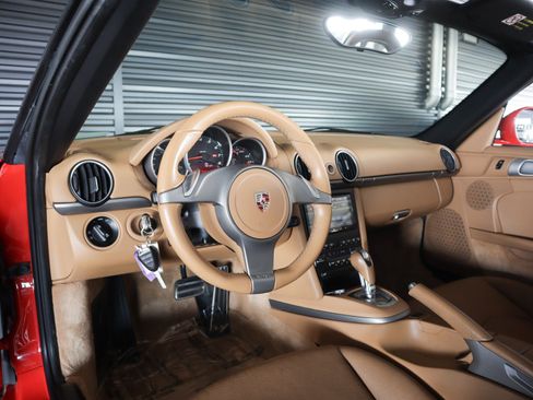 Used 2009 Porsche Boxster RWD image 4