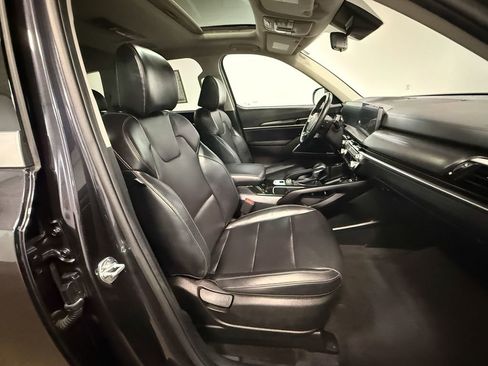 Used 2025 Kia Telluride S AWD/4WD image 13