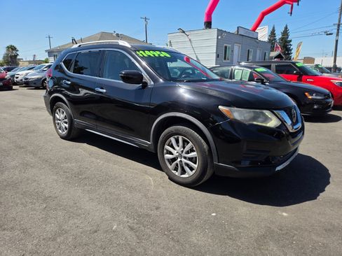 Used 2020 Nissan Rogue SV AWD/4WD image 5