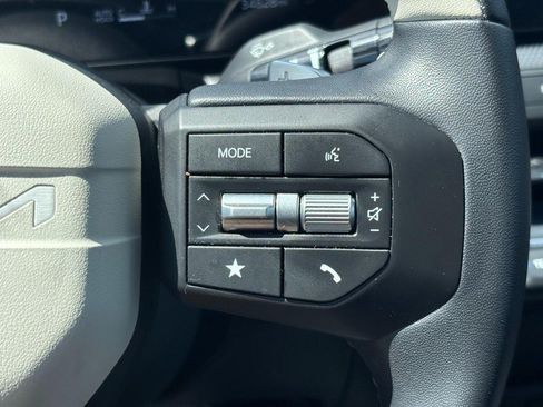 Used 2025 Kia K4 GT-Line w/ GT-Line Premium Package FWD image 21