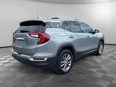 Used 2023 GMC Terrain SLT w/ Tech Package AWD/4WD image 4